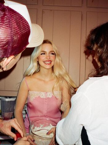 Full leaked Mckenna grace private photo