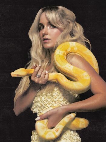Full leaked Mckenna grace page private photo