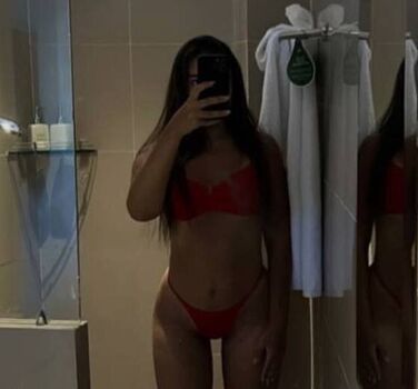 Full leaked Medea troise private photo