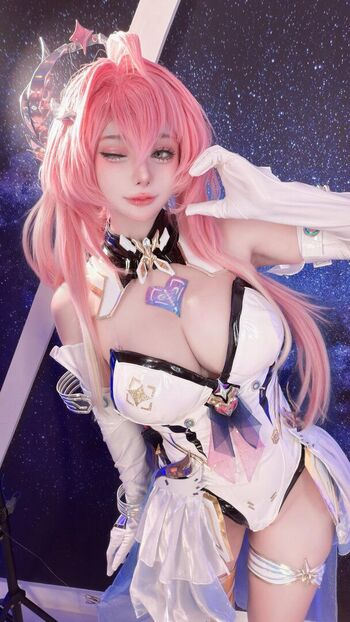 Full leaked Meenfox private photo