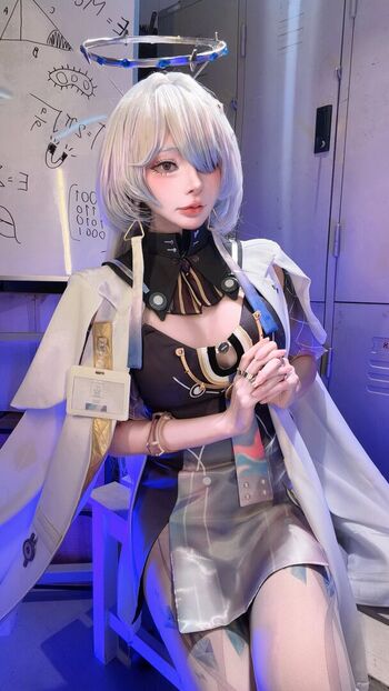 Full leaked Meenfox private photo