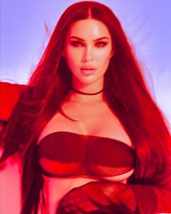 Full leaked Megan fox private photo
