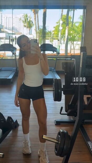 Full leaked Mel maia private photo