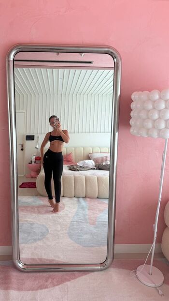 Full leaked Mel maia private photo