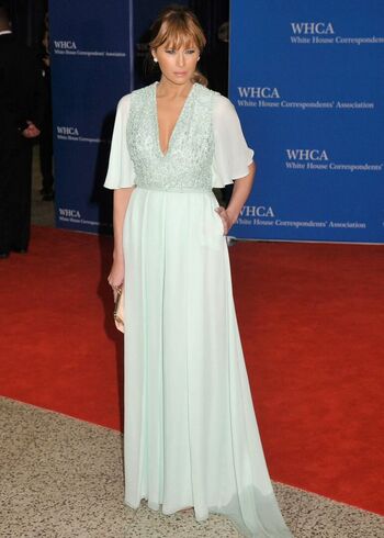 Full leaked Melania trump private photo