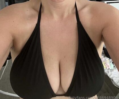 Full leaked Melanie melons private photo