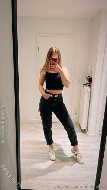 Full leaked Melanietesss page private photo