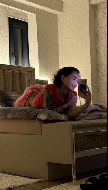 Full leaked Melek azad private photo