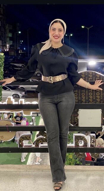 Full leaked Melek azad private photo