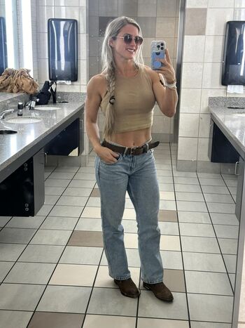 Full leaked Melissabackwoods private photo