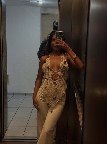 Full leaked Mell muzzillo private photo