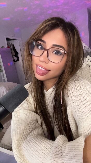 Full leaked Melmie private photo