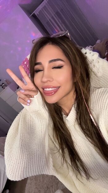Full leaked Melmie private photo