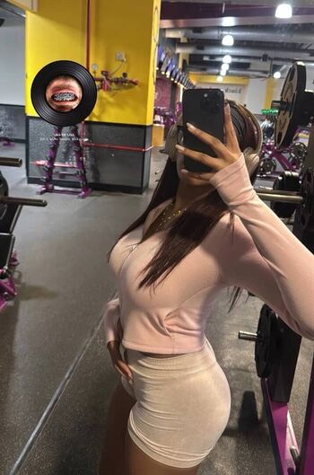 Full leaked Melody private photo