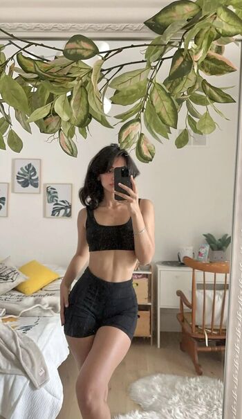 Full leaked Melodymelowo private photo