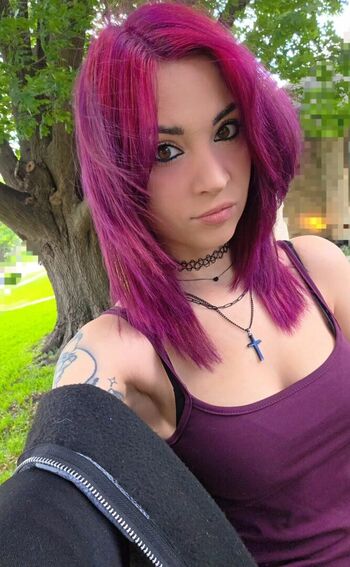 Full leaked Meloniemac private photo