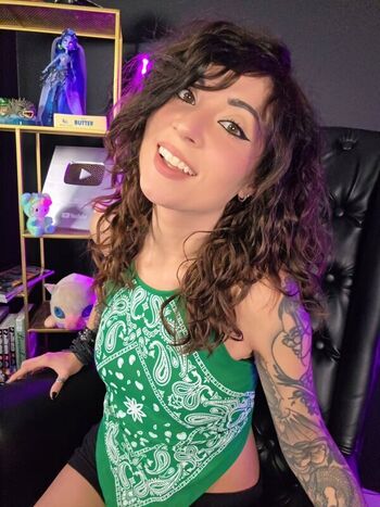 Full leaked Meloniemac private photo