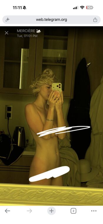 Full leaked Merciere private photo