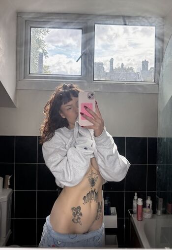 Full leaked Mformorphine private photo