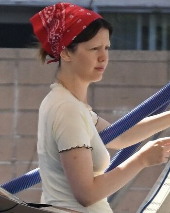 Full leaked Mia goth private photo