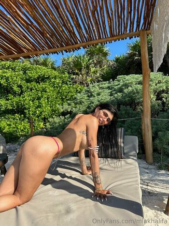 Full leaked Mia khalifa  page private photo