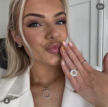 Full leaked Mia maja private photo