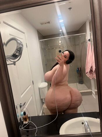 Full leaked Mia saaoud private photo