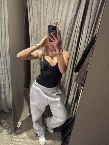 Full leaked Mia werner private photo