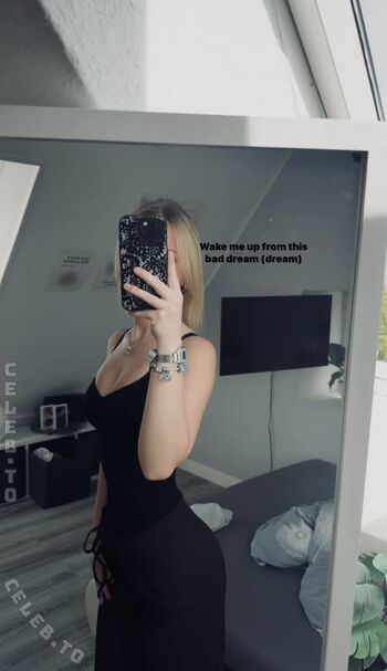 Full leaked Miaa rlt private photo