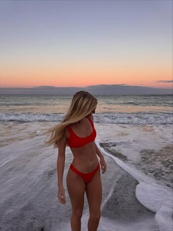 Full leaked Miaaaa private photo
