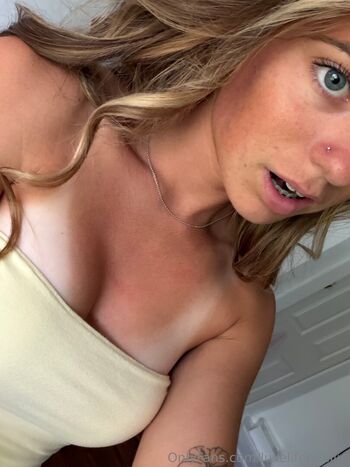 Full leaked Miabrielle private photo