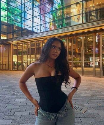 Full leaked Miadyilmaz private photo