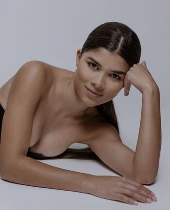 Full leaked Miafemtech private photo