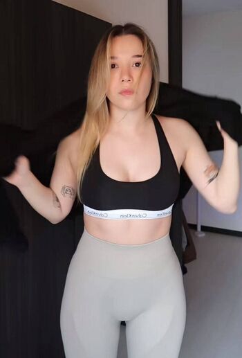 Full leaked Miafitz private photo