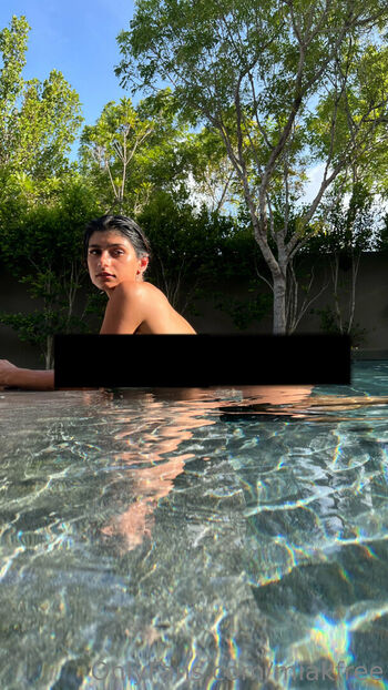 Full leaked Miakfree private photo