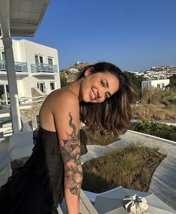 Full leaked Miaxmon page private photo