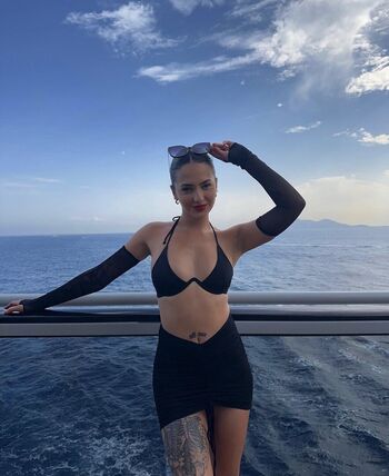 Full leaked Miaxmon private photo