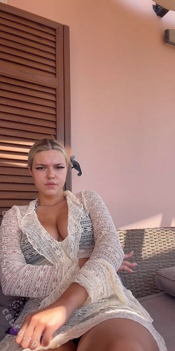 Full leaked Michakgu private photo