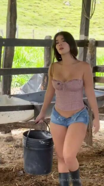 Full leaked Michelle rabbit private photo