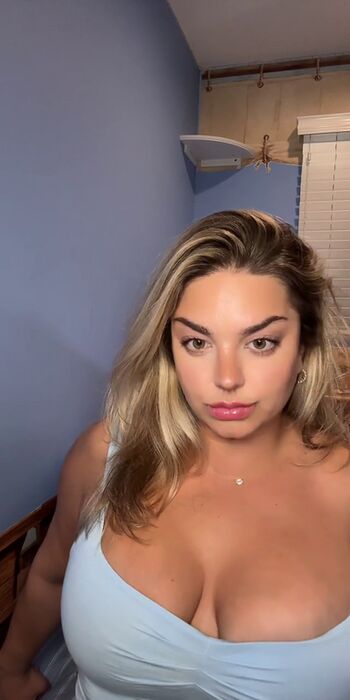 Full leaked Michhelleex private photo