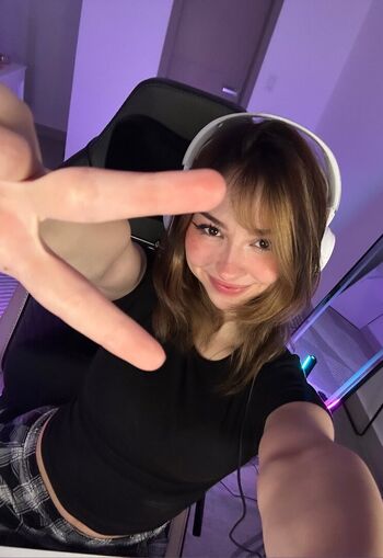 Full leaked Mictia private photo