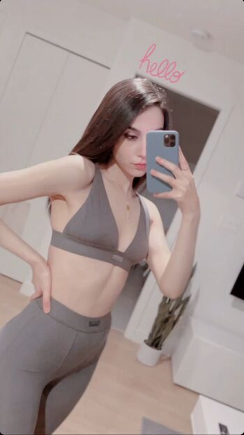 Full leaked Midna private photo
