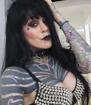 Full leaked Mihells private photo