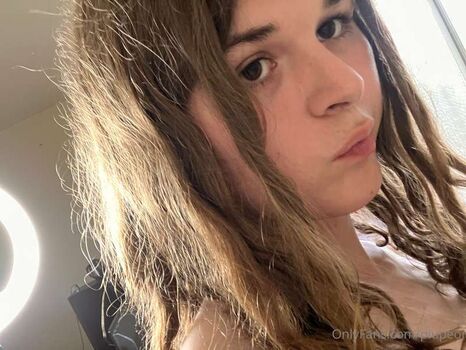 Leaked Toriisimonee/ private photo viral onlyfans