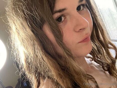 Leaked Azalialexi / private photo viral onlyfans