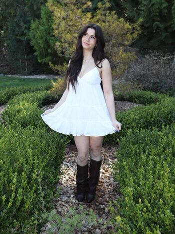 Full leaked Mikayla campinos private photo