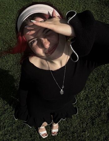Full leaked Mikiexe private photo