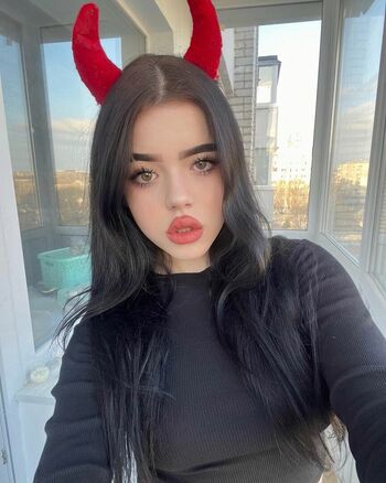 Full leaked Milaserdnay private photo