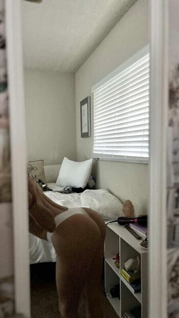 Full leaked Mileymarble private photo