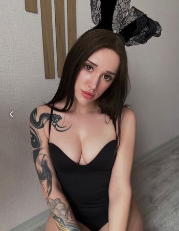 Full leaked Milkahot private photo